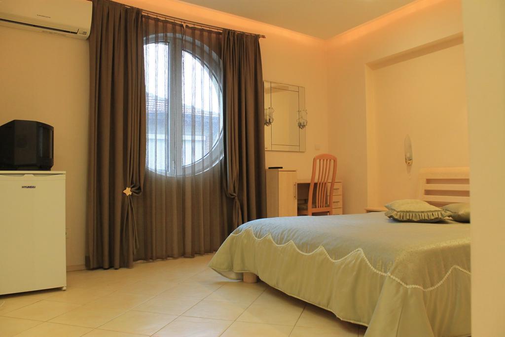 Stela Guest House Tsarevo Oda fotoğraf